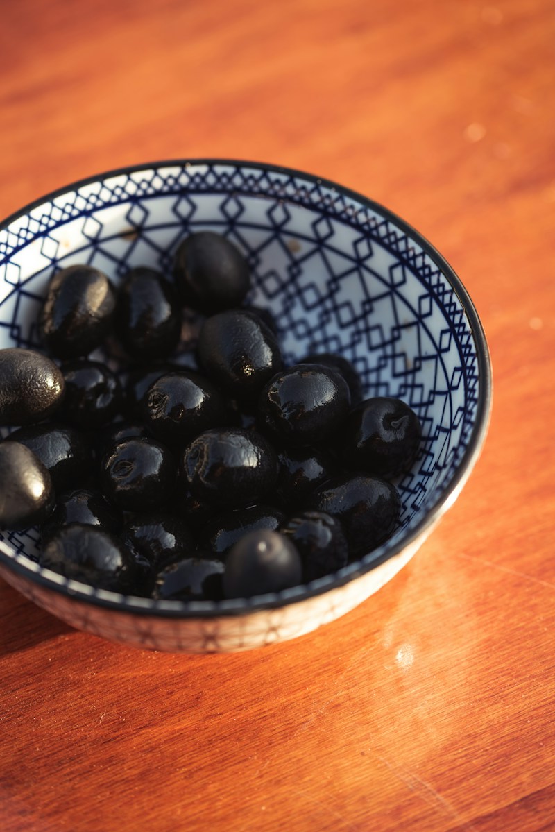 Gemlik Siyah Zeytin (Salamura, Az Tuzlu)