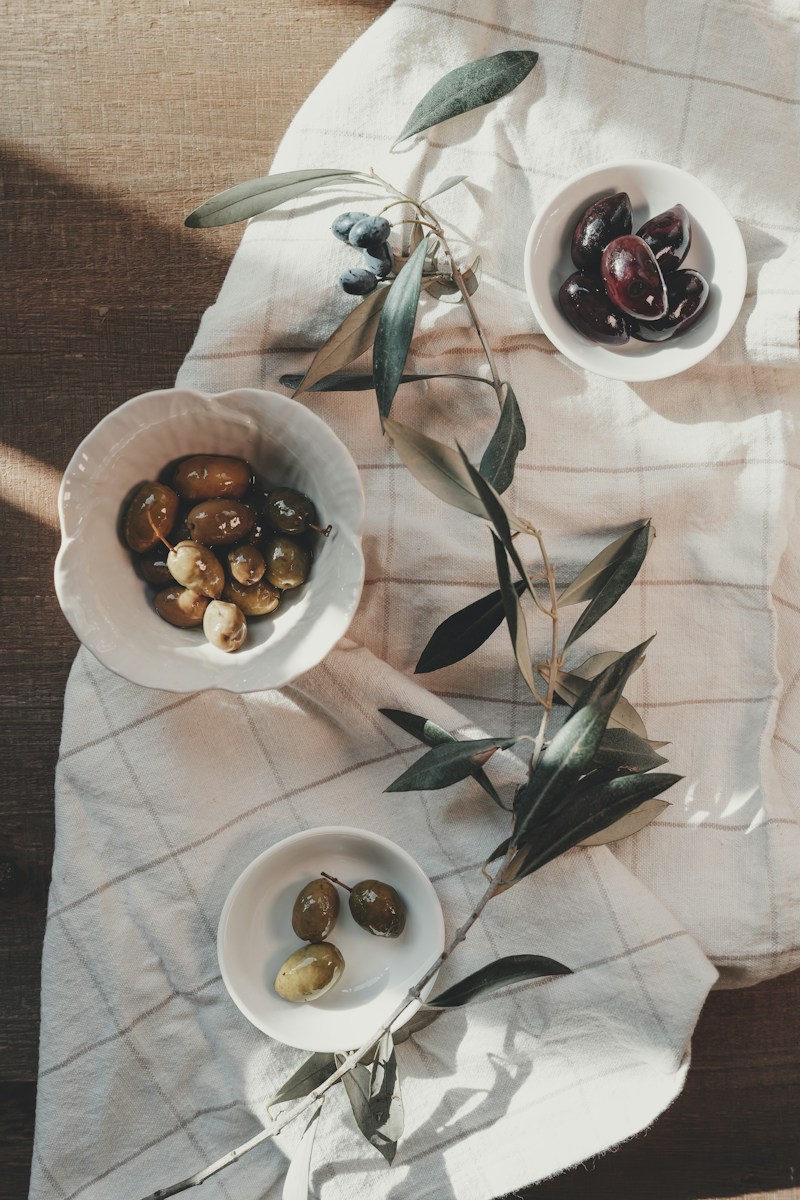 Gemlik Siyah Zeytin (Salamura, Az Tuzlu)